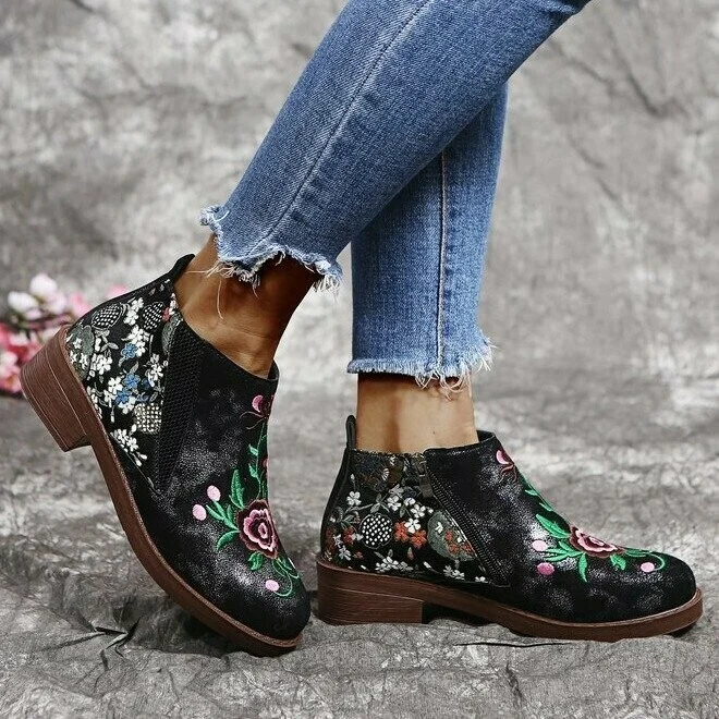 🔥🔥Women Embroidery Leather Ethnic Style Ankle Boots