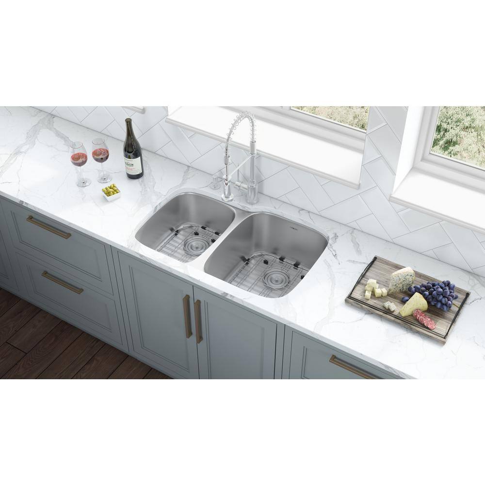 Ruvati 32 in. 4060 Undermount 16-Gauge Stainless Steel Double Bowl Kitchen Sink RVM4315