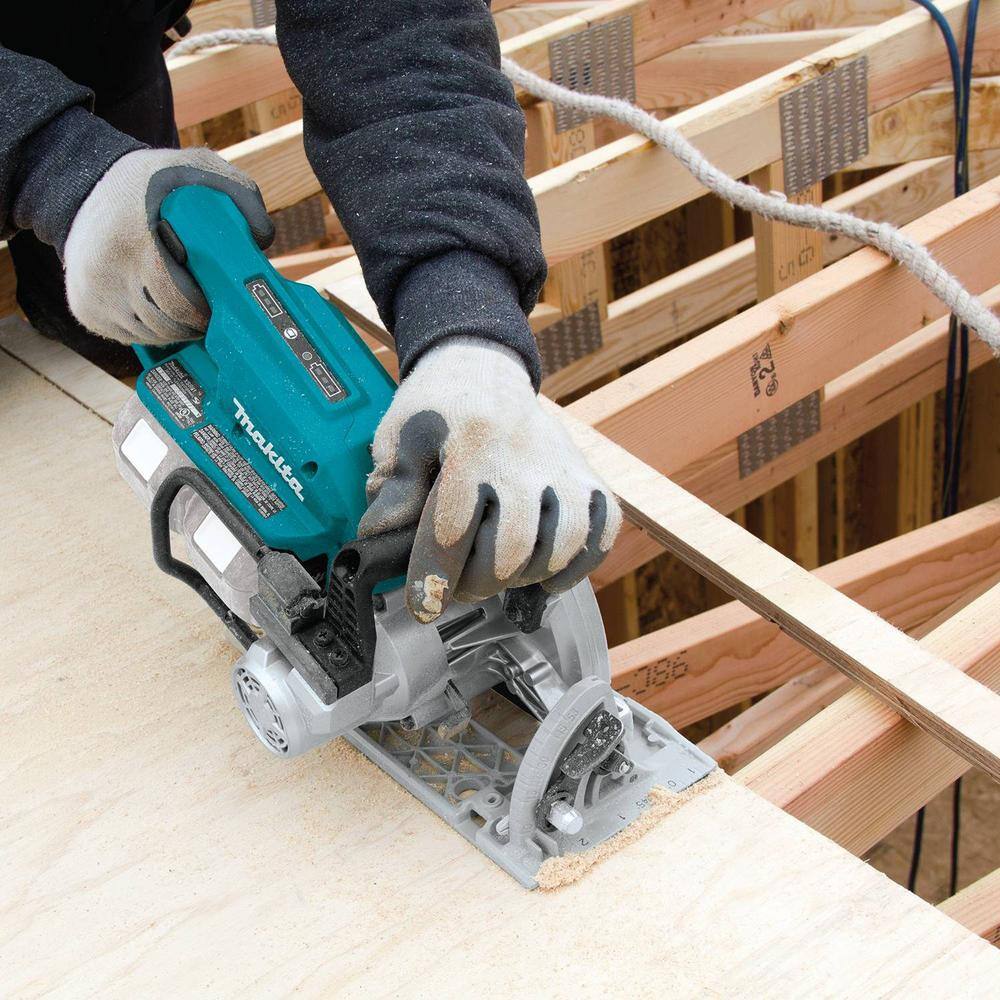 Makita 18V X2 LXT (36V) Brushless Cordless Rear Handle 7.25 in. Circular Saw (Tool-Only) with Bonus 7.25 in. Saw Blade XSR01Z-B61656