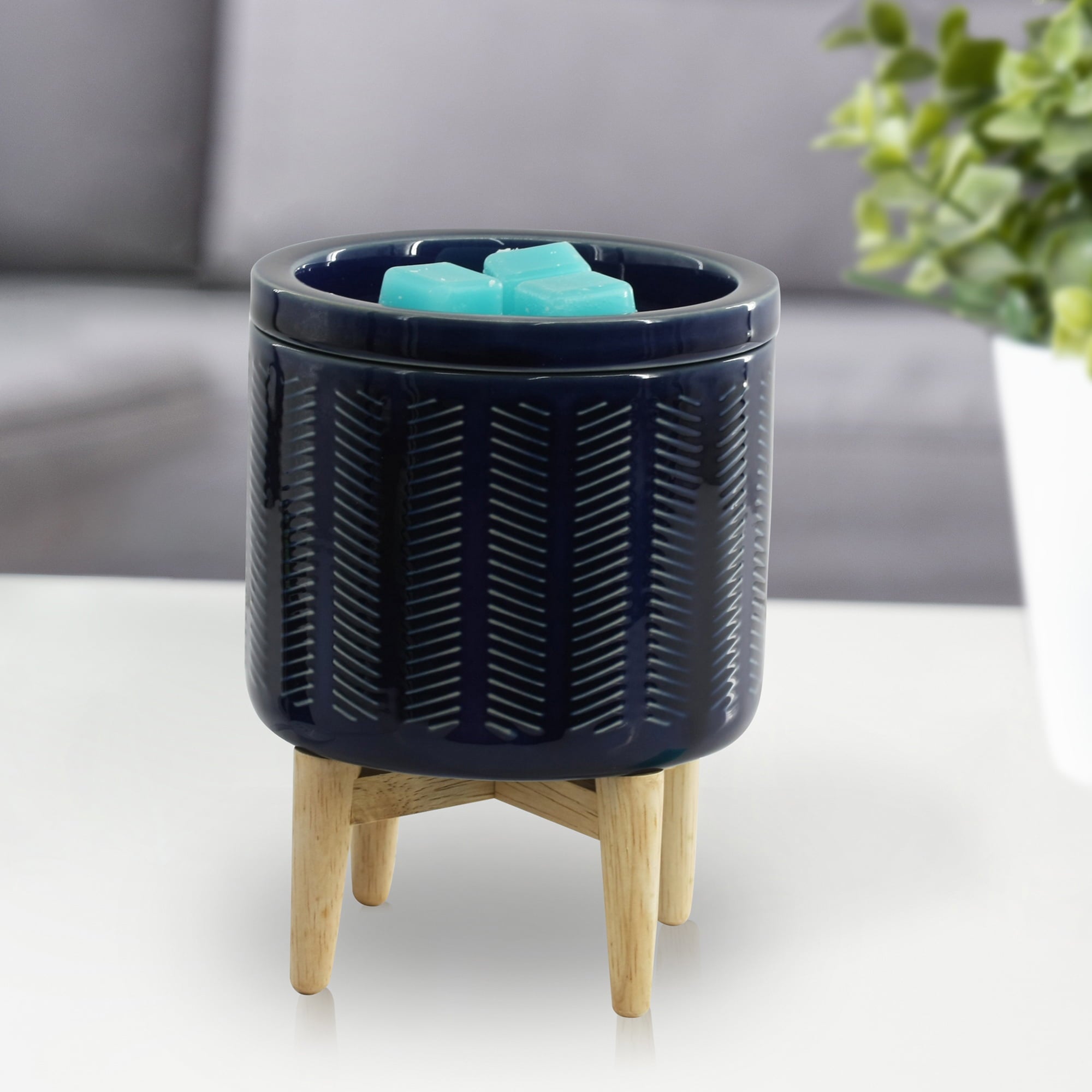 Better Homes and Gardens Electric Navy Ceramic Wax Warmer with Wood Stand， Single Pack