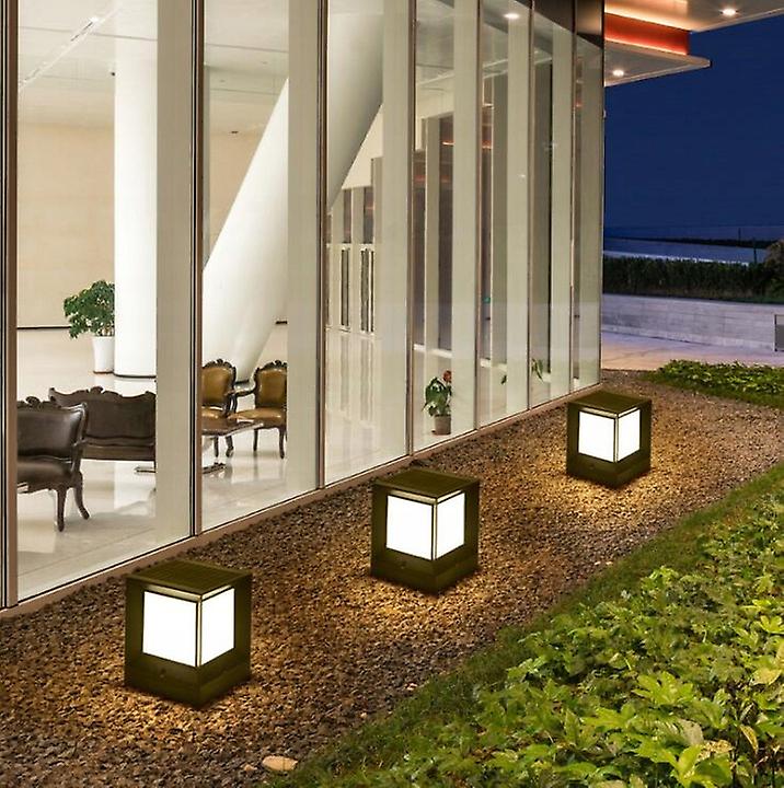 Outdoor Waterproof Solar Garden Lamp