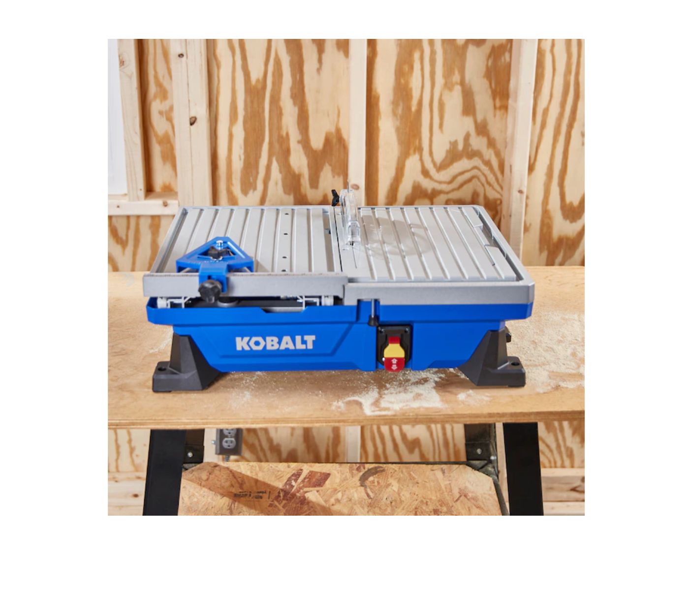 Kobalt KWS B72-06 7-in 6-Amp Wet Tabletop Sliding Table Tile Saw