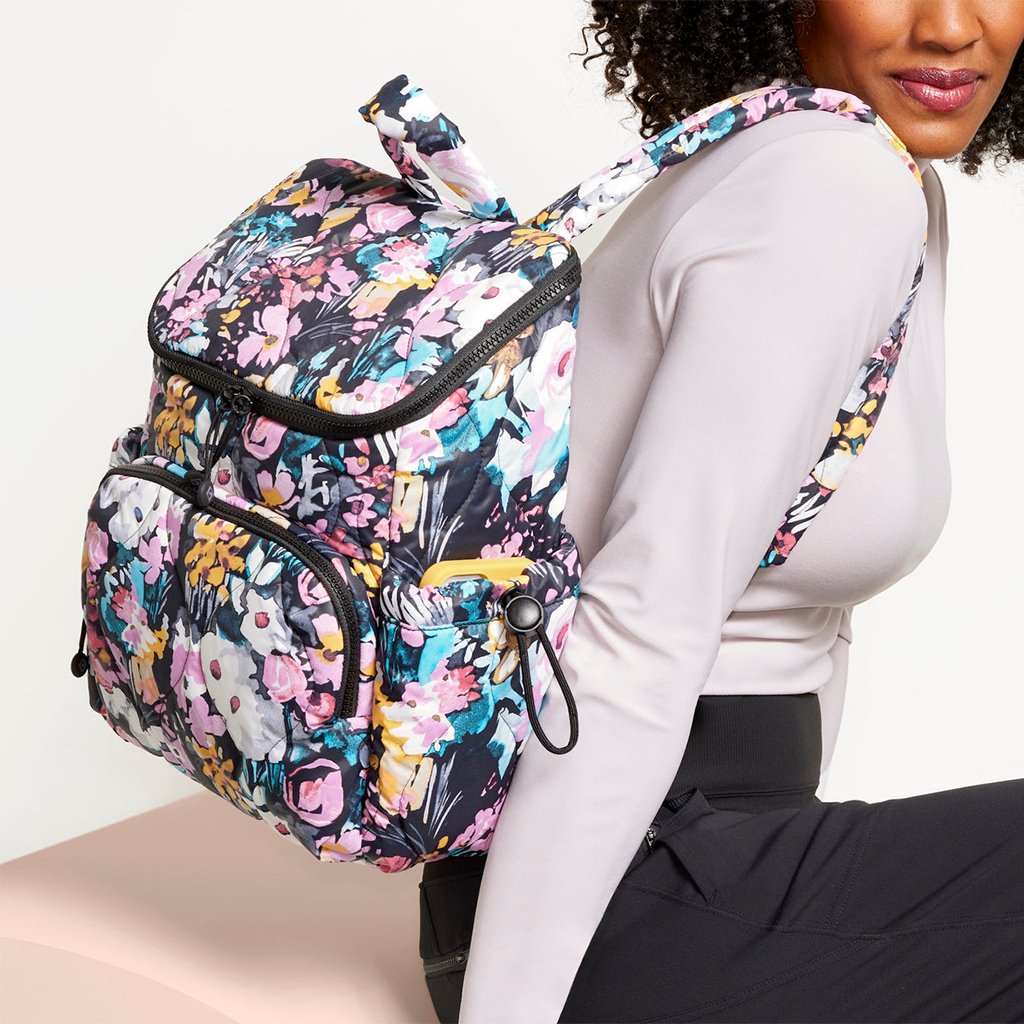 Vera Bradley  Featherweight Backpack in Fresh-Cut Floral Lavender