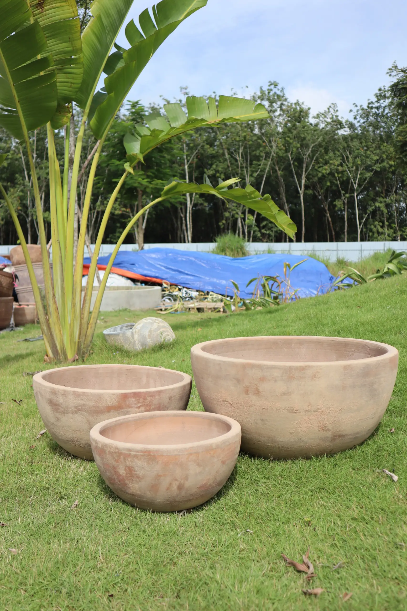 Big Antique Terracotta Pots New designs for garden decoration cheap price from Vietnam Nature with sets