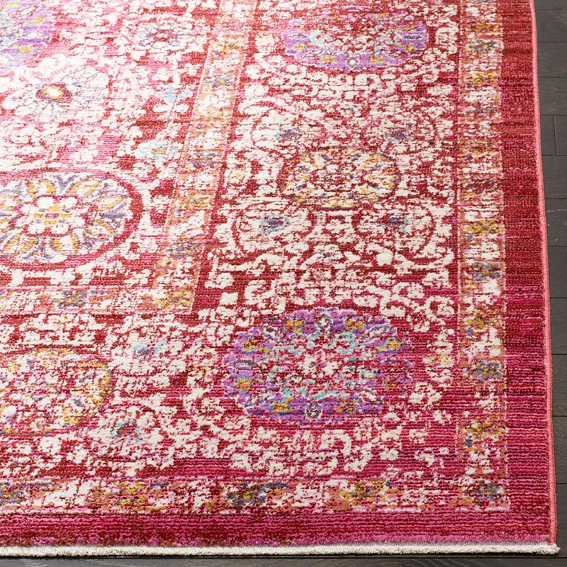 Safavieh Sutton Kingly Framed Floral Rug