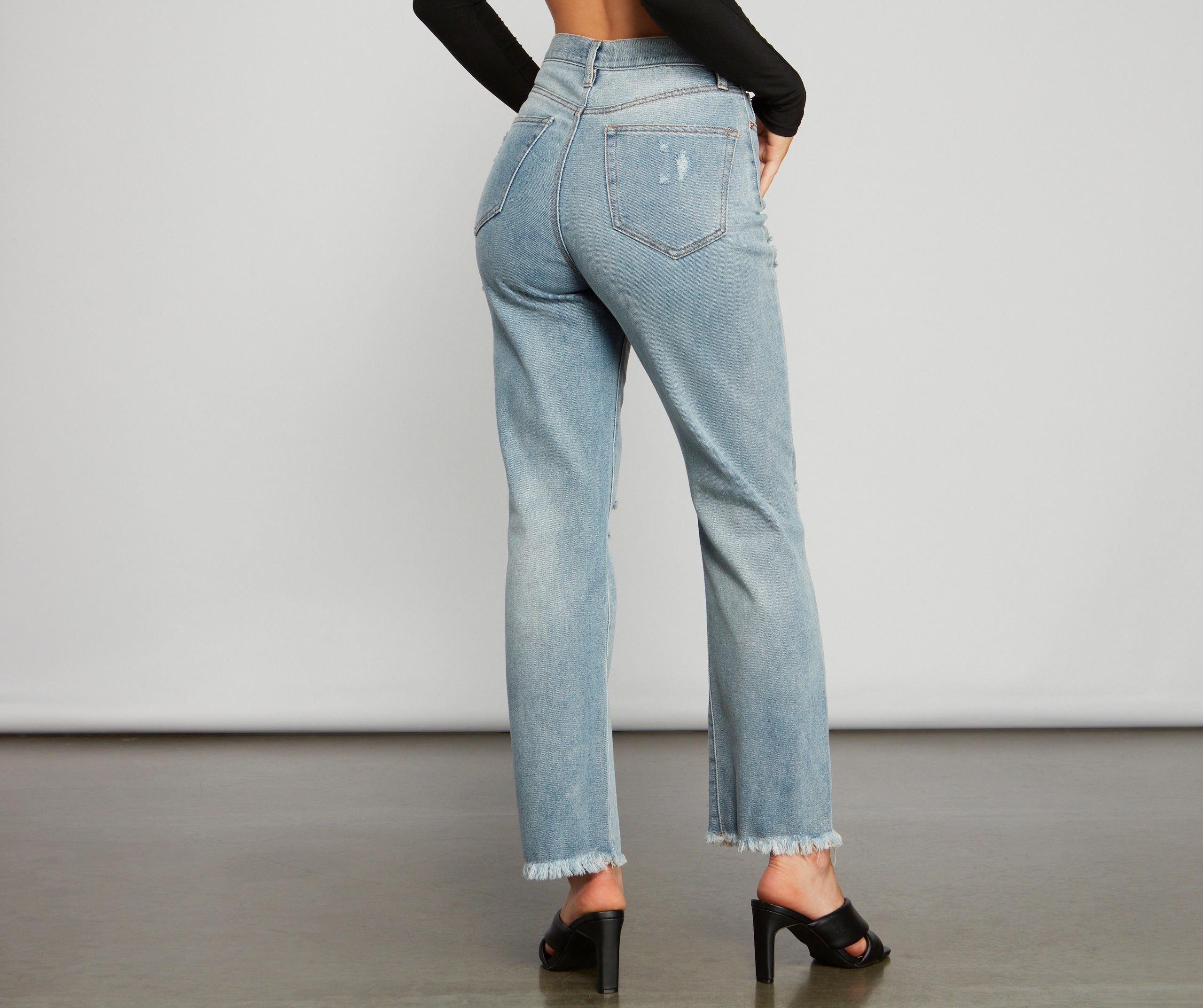 First Impression High Rise Frayed Boyfriend Jeans