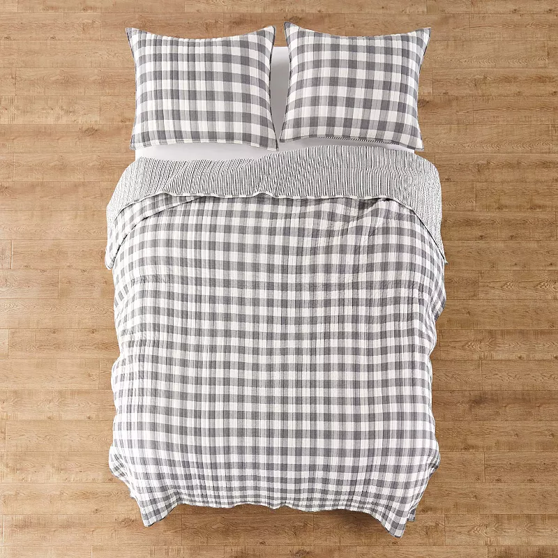 Levtex Home Elijah Quilt Set