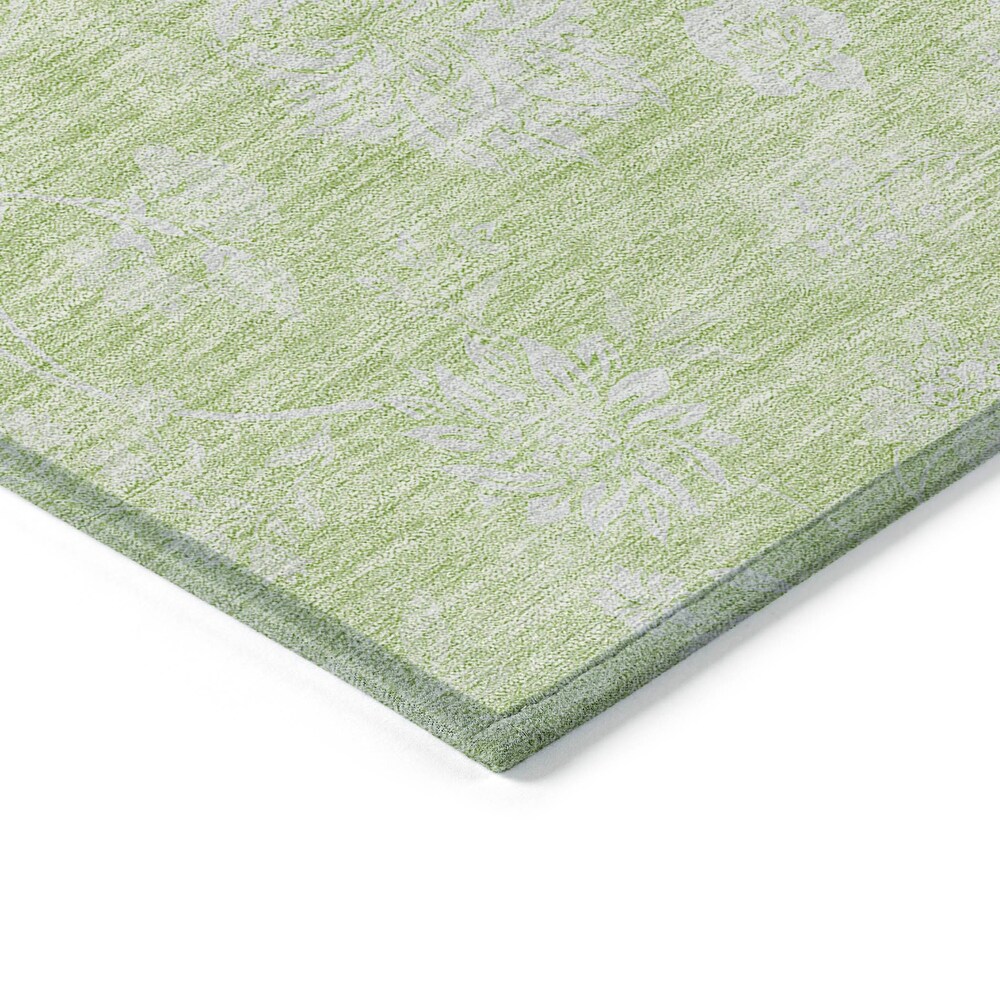 Machine Washable Indoor/ Outdoor Chantille Floral Farmhouse Rug