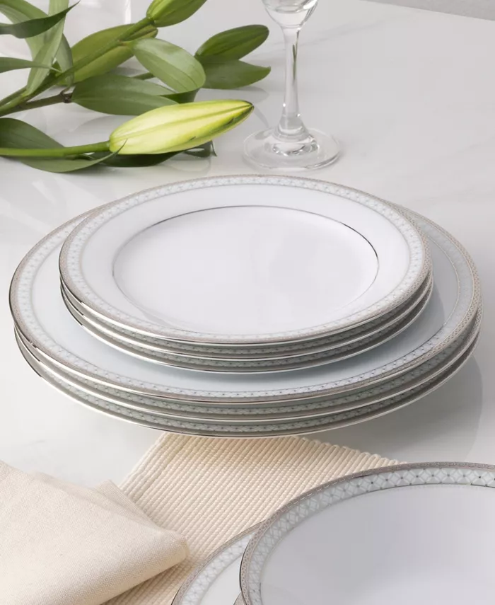 Noritake Rochester Platinum Set of 4 Dinner Plates Service For 4