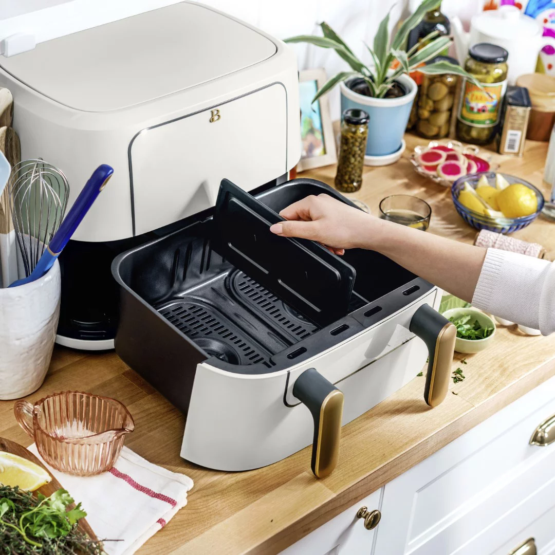 Beautiful 9QT TriZone Air Fryer， White Icing by Drew Barrymore