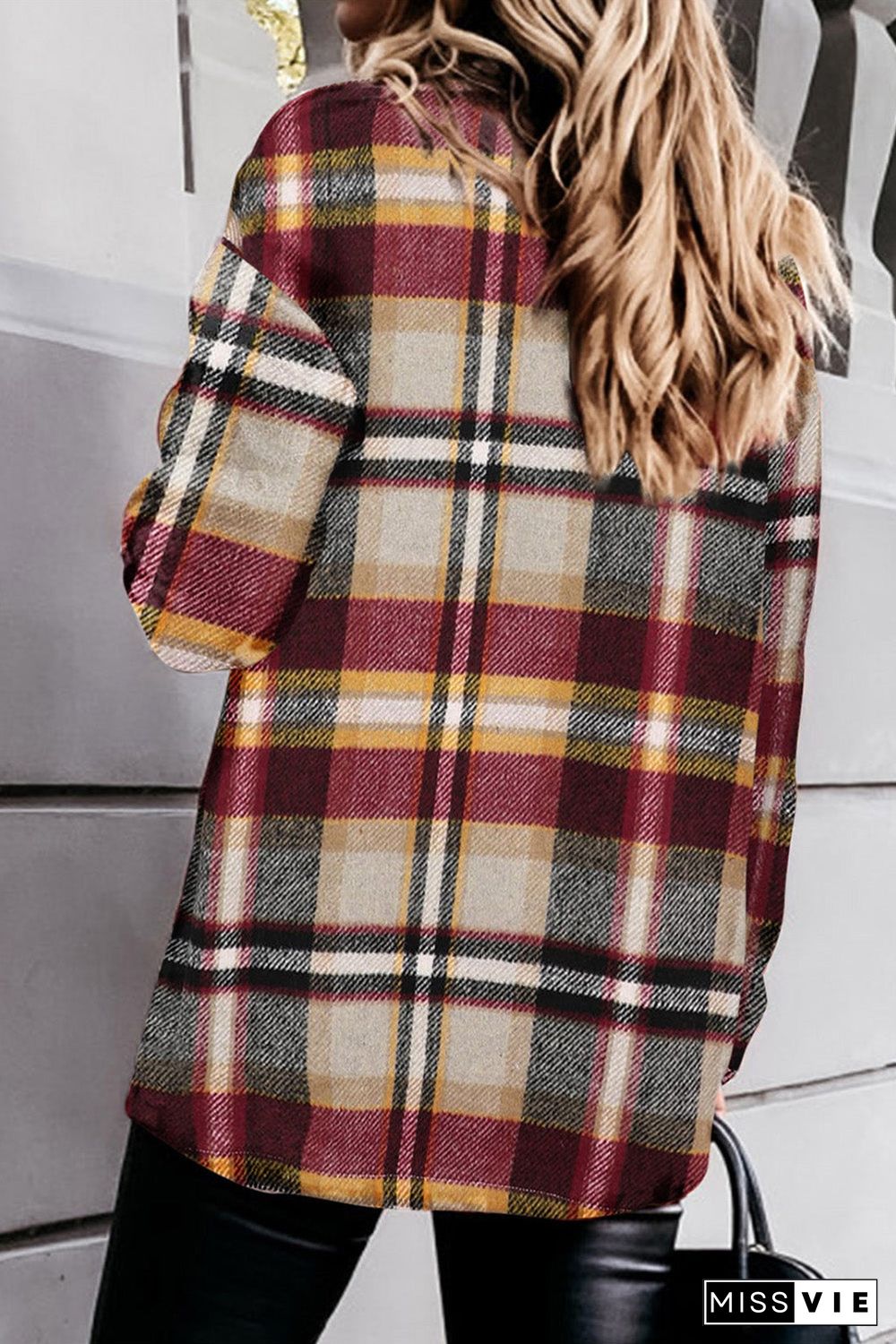 Geometric Plaid Print Pocketed Shirt