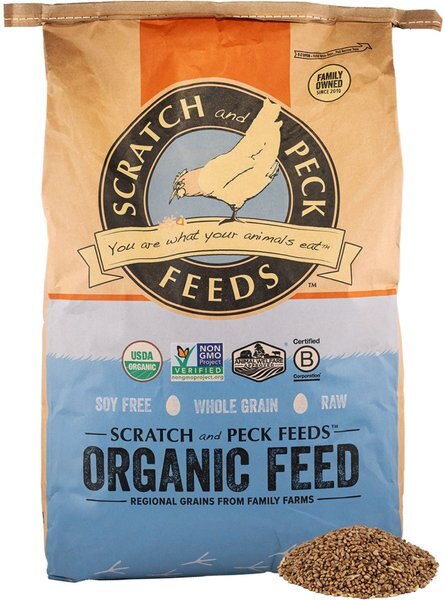 Scratch and Peck Feeds Organic Whole Wheat Poultry Treats， 40-lb bag