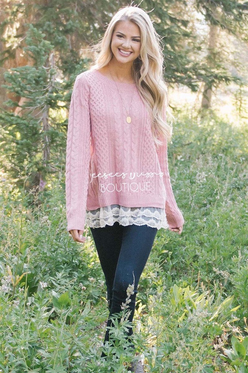 Scallop Lace Hem Cable Knit Sweater