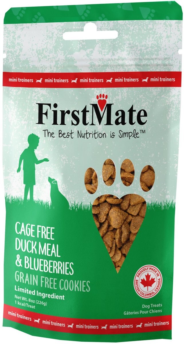 Firstmate Cage Free Duck Meal and Blueberries Mini Trainer Grain-Free Dog Treats， 8-oz bag