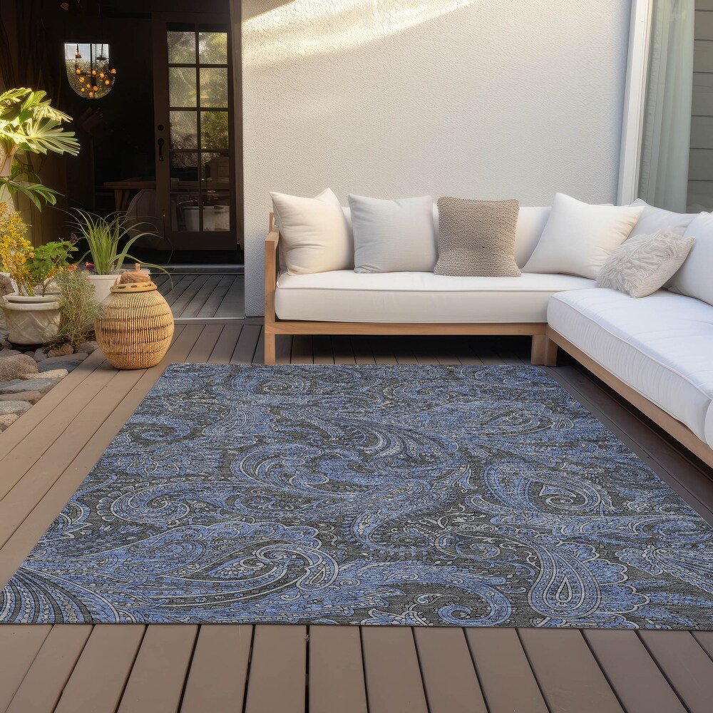 Machine Washable Indoor/ Outdoor Chantille Traditional Paisley Rug