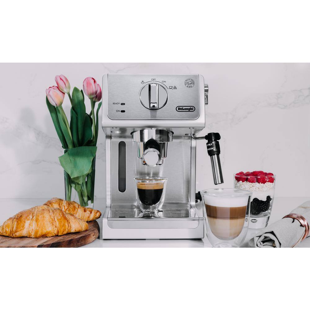 DeLonghi 15-Bar Stainless Steel Espresso Machine and Cappuccino Maker with Manual Frother ECP3630