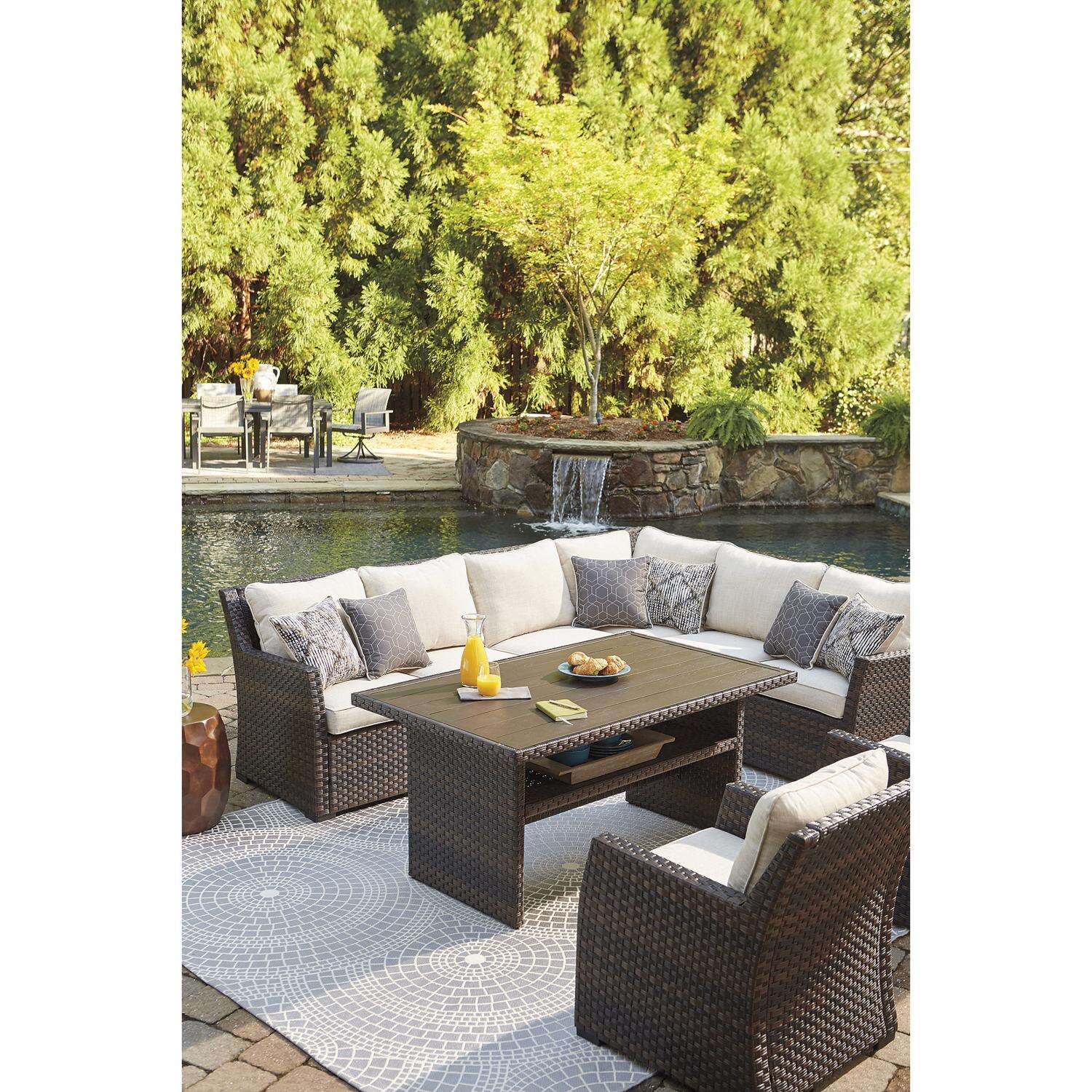 Signature Design by Ashley Easy Isle 4 pc Brown Aluminum Contemporary Deep Seating Set Cream