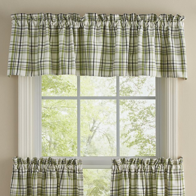 Time In A Garden Green Plaid Valance 72 x27 x27 X 14 x27 x27