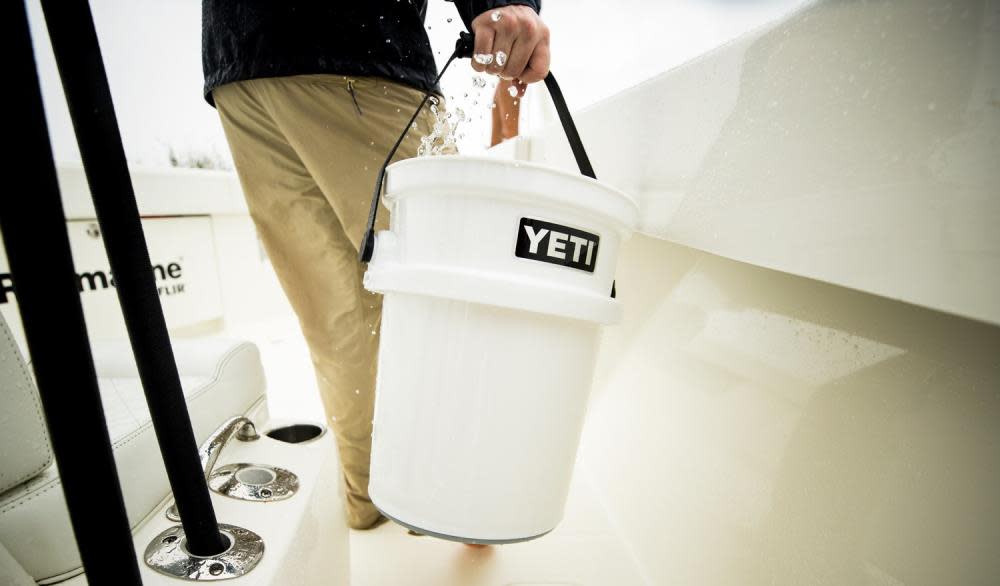 The Loadout Bucket ; White