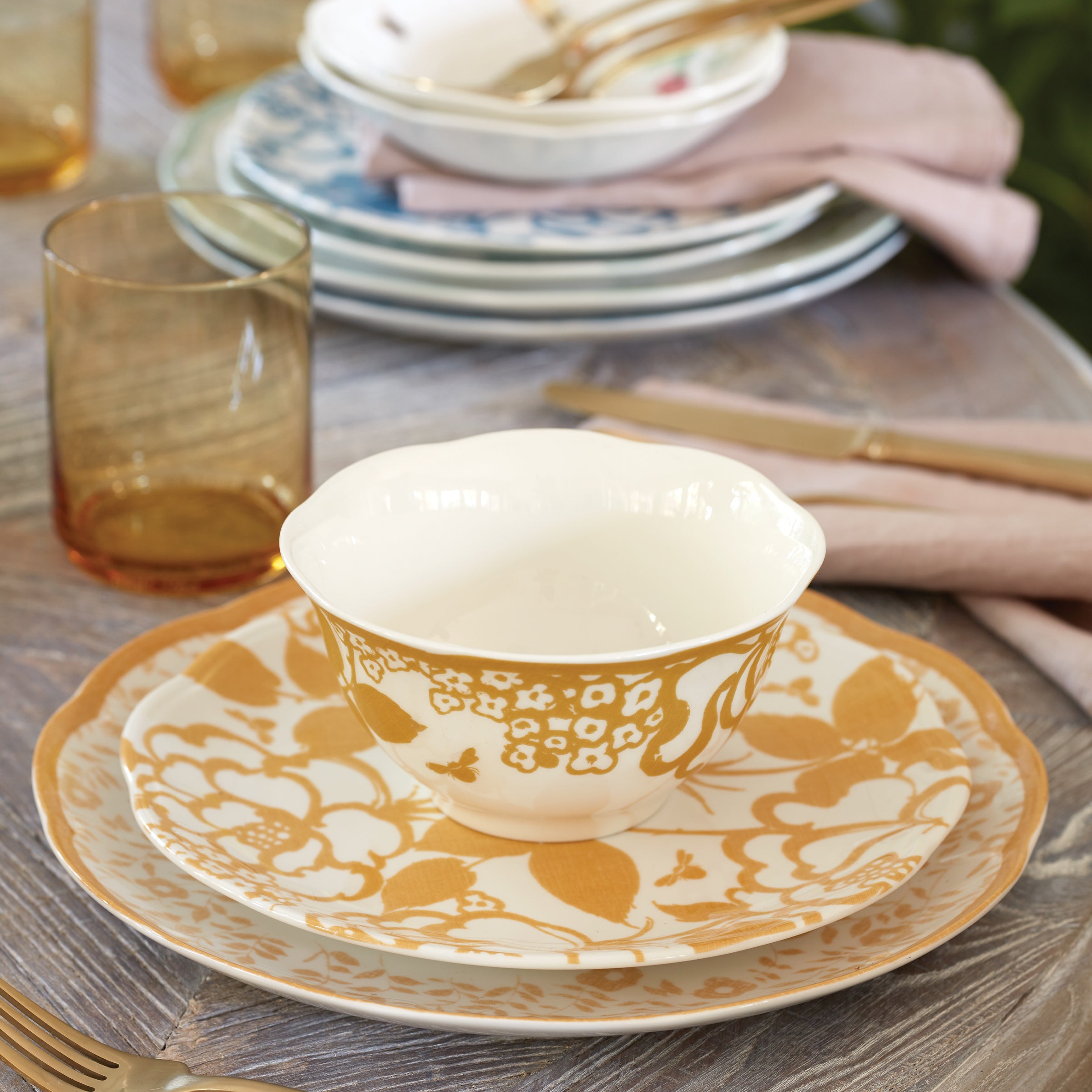 Butterfly Meadow Cottage 4-Piece Dinner Plates