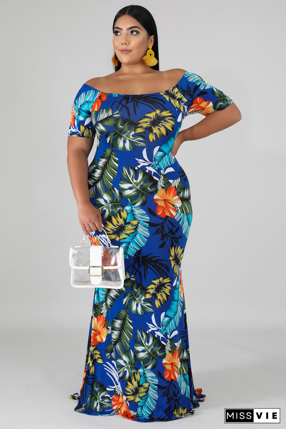 Green Off-the-shoulder Floral Print Plus Size Maxi Dress