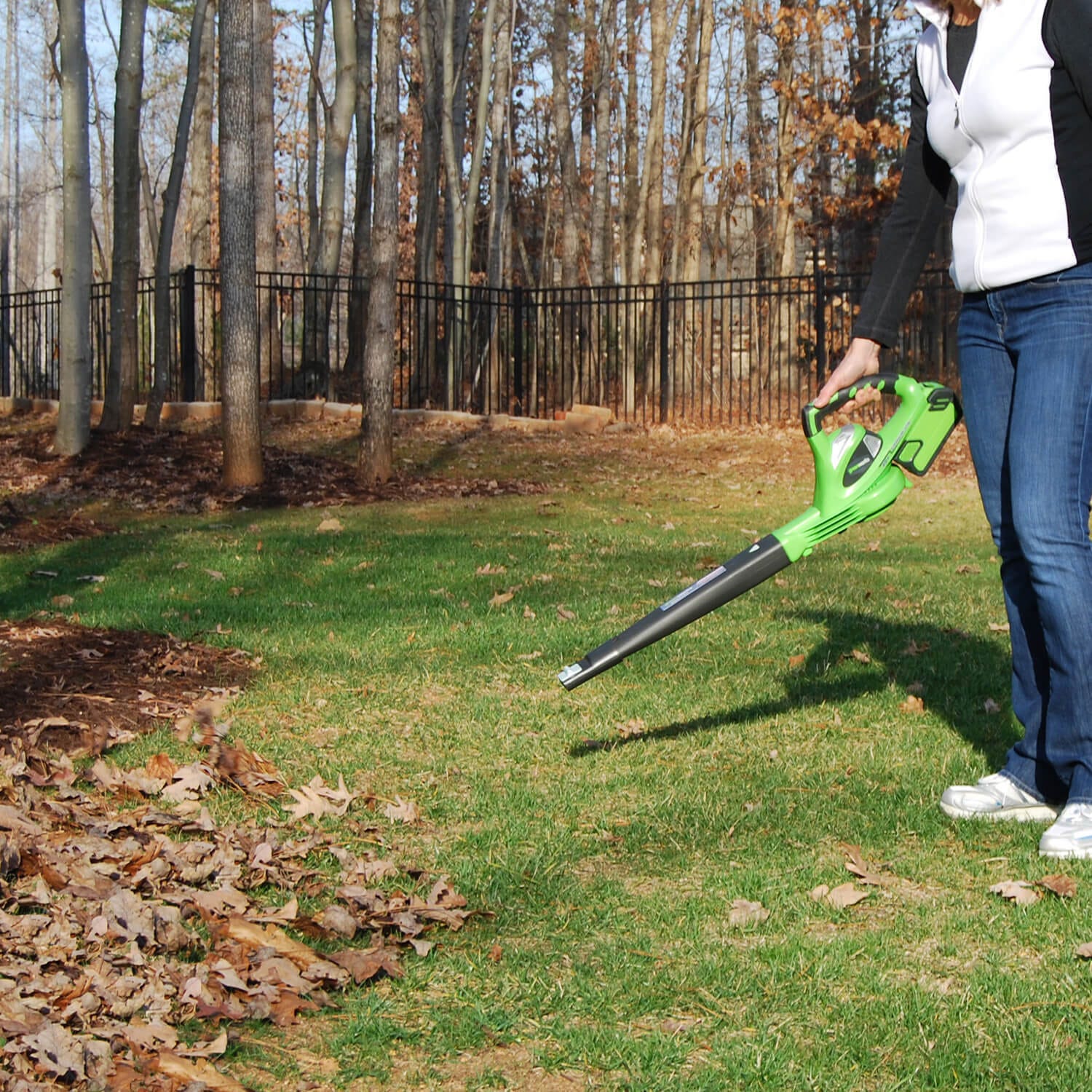 Greenworks 40V Cordless Leaf Blower Sweeper (Tool Only)