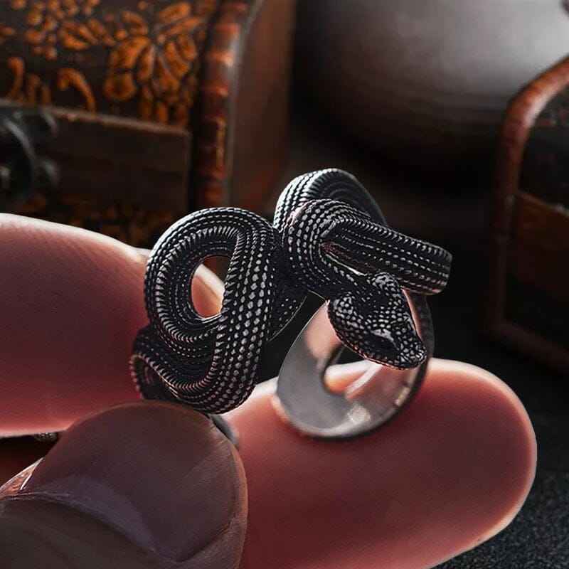 Delicate Snake Ring