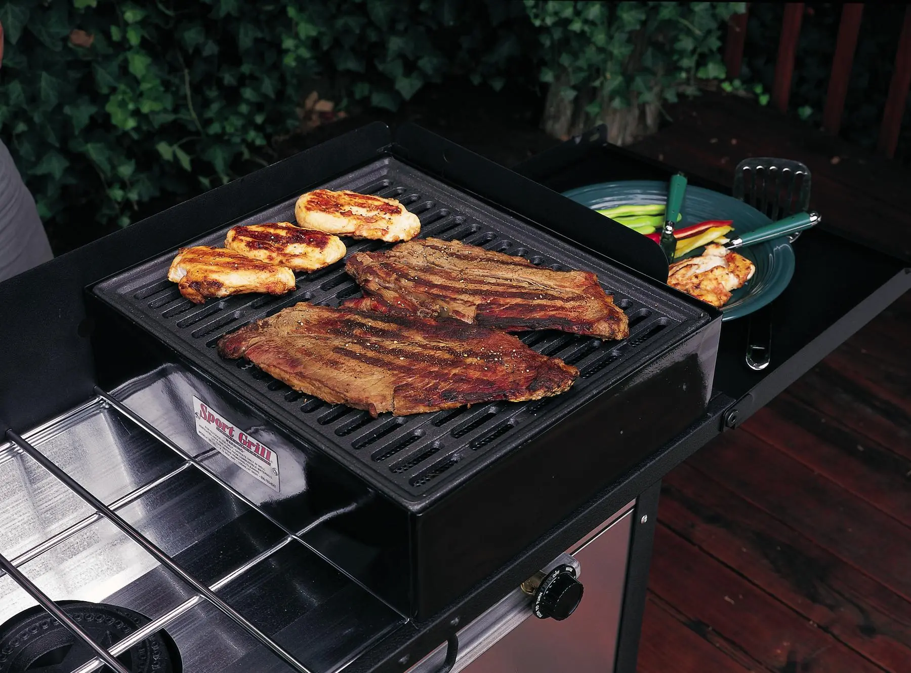 BBQ Grill Box with Removable Lid