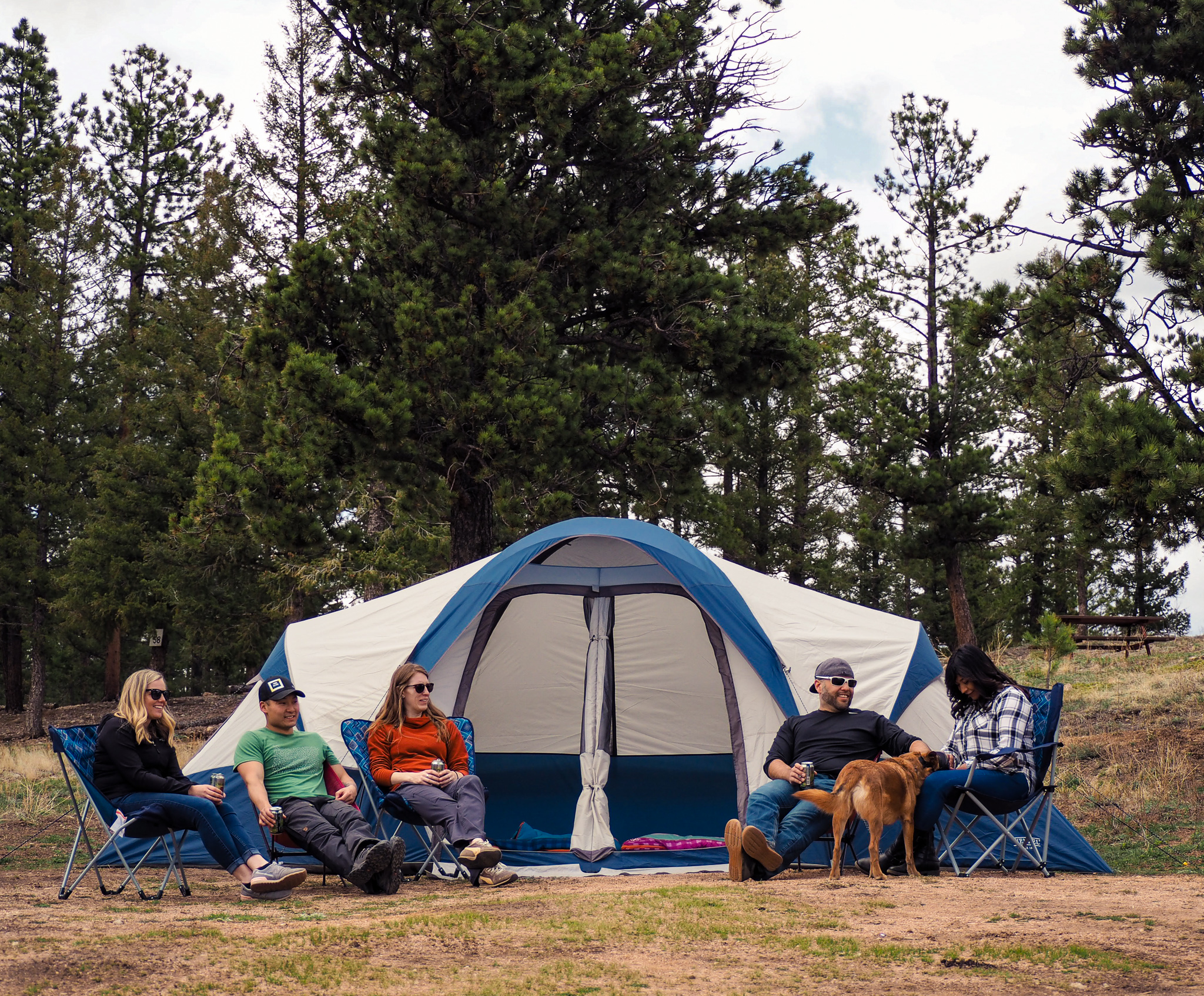 Wenzel Pinyon Blue 10-Person Cabin Tent， 18'x10'