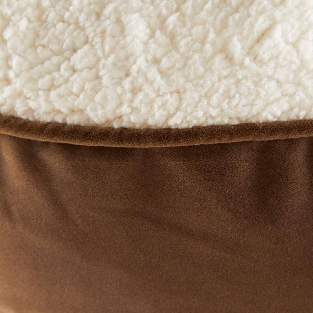 Happy Hounds Scout Deluxe Round Large Latte Sherpa Dog Bed DB250L-LATTE/BIRCH