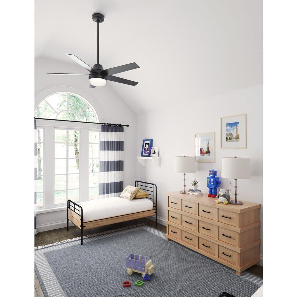 Hunter Aerodyne 52 in Indoor Matte Black Smart Ceiling Fan with Light Kit and Remote Control