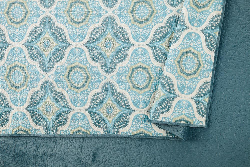 Better Homes and Gardens Aqua Velvet Medallion Quilt， Full/Queen