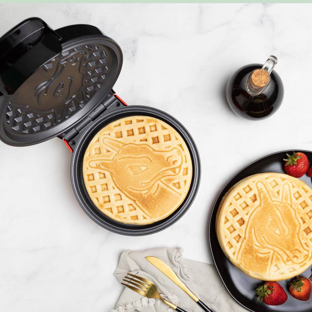 Uncanny Brands Pokemon 600 W Black 'Charizard' Round American Waffle Maker WM1-POK-CHZ