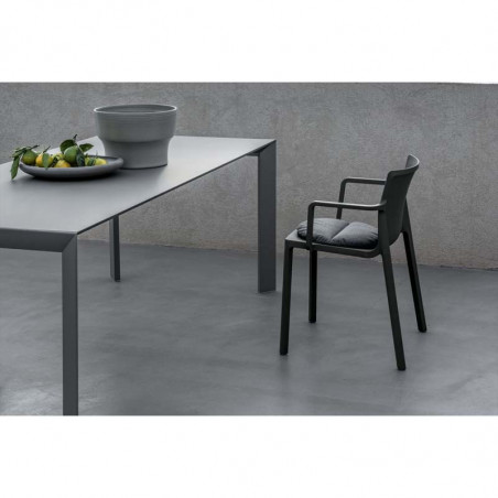 Table extensible Nori Kristalia， int/ext 6-8 personnes alu/fenix noire