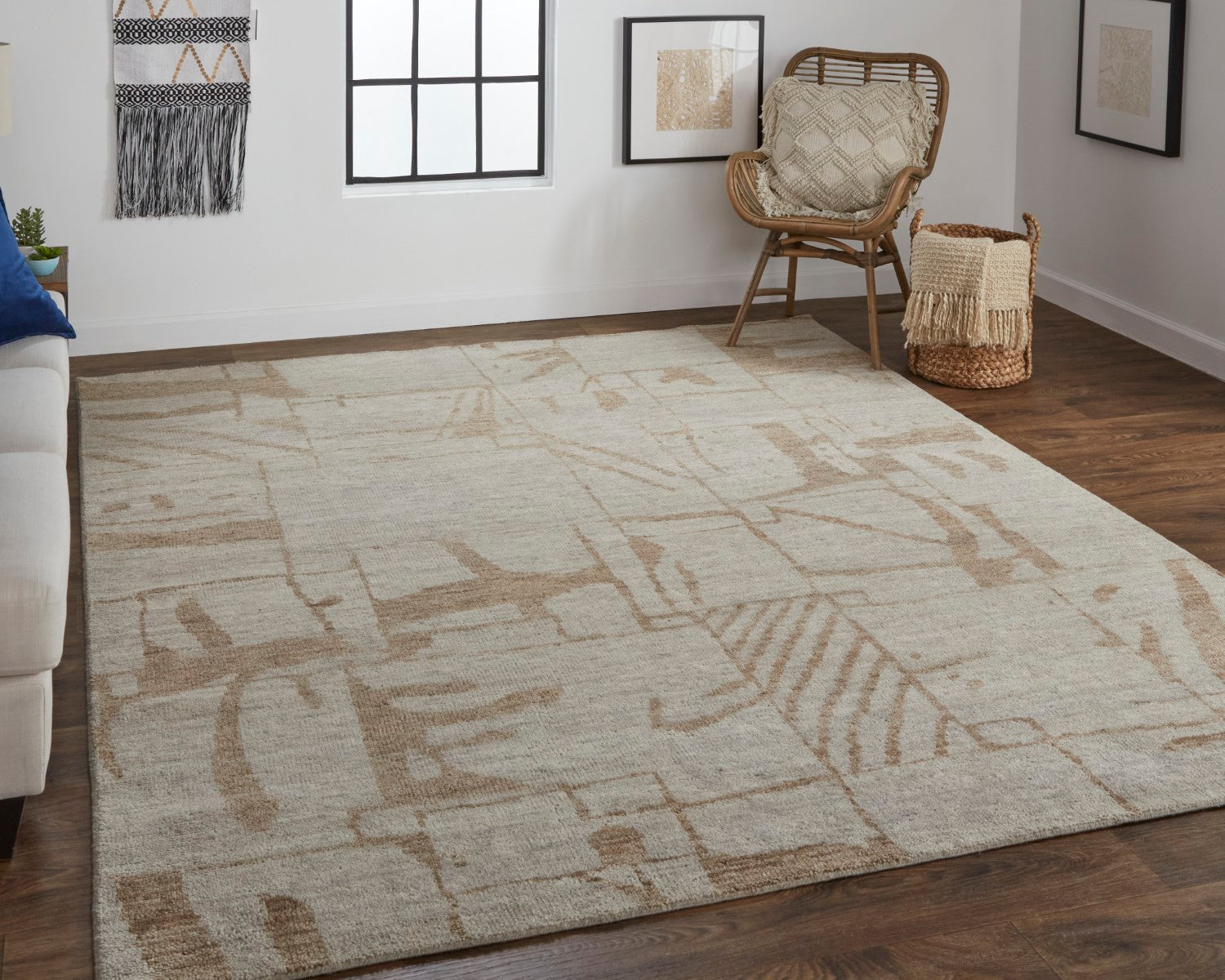 Sutton Hand Knotted Tan Rug