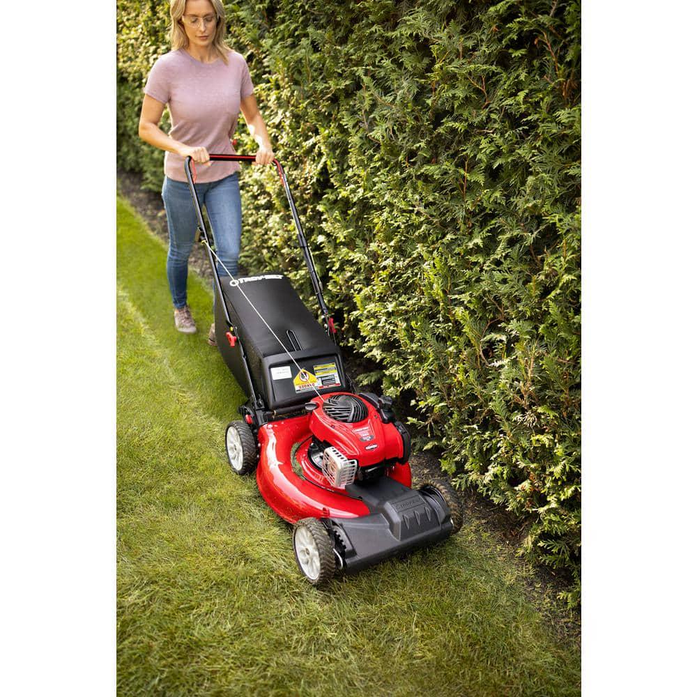 TroyBilt 21in 140cc Briggs and Stratton Self Propelled Gas Lawn Mower with Mulching Kit Included