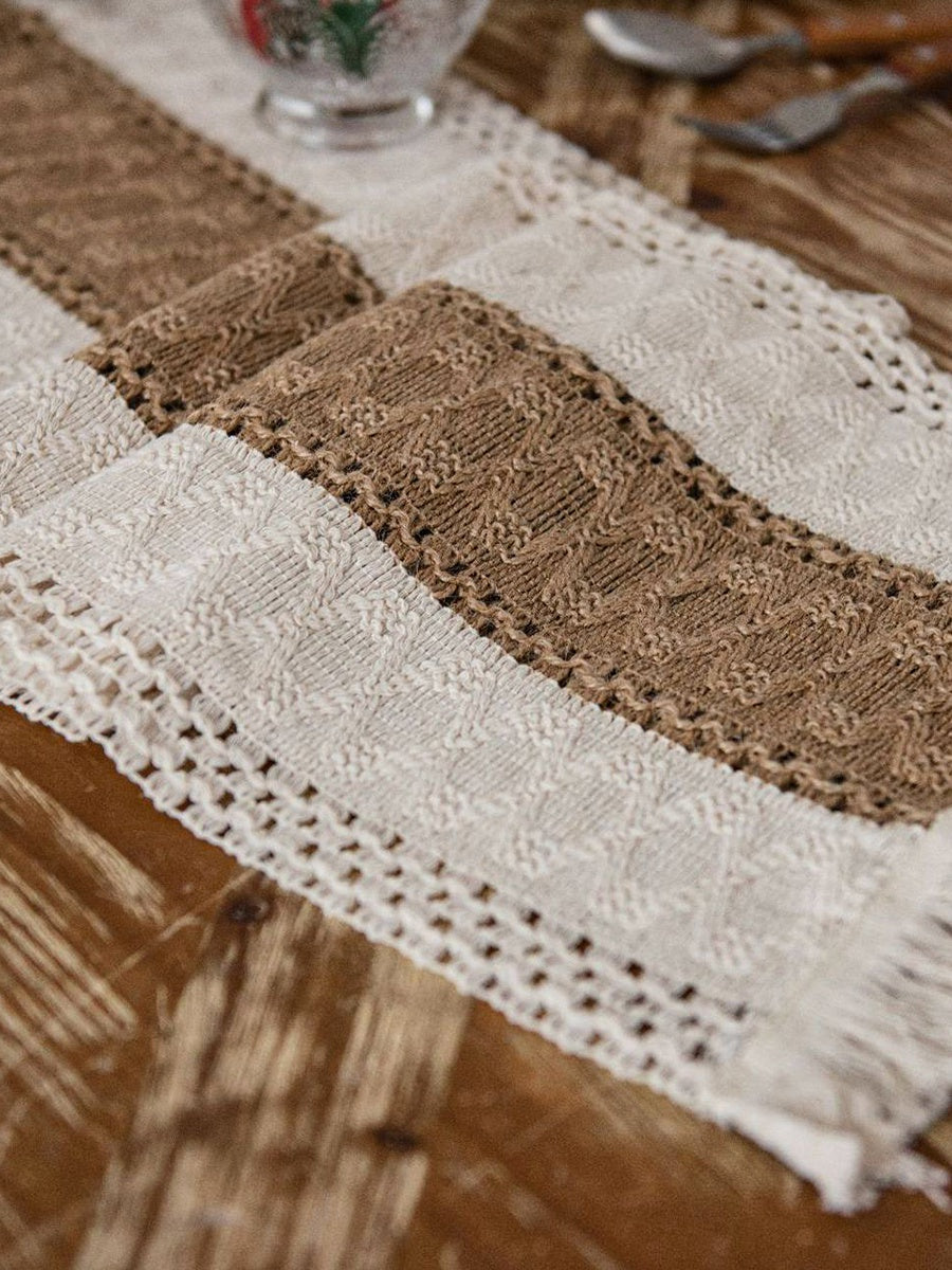 SEARIPE Macrame Table Runners with Tassels， Cotton Linen Boho Table Runner for Wedding Bridal Shower Kitchen Dining Home Decor 12x63