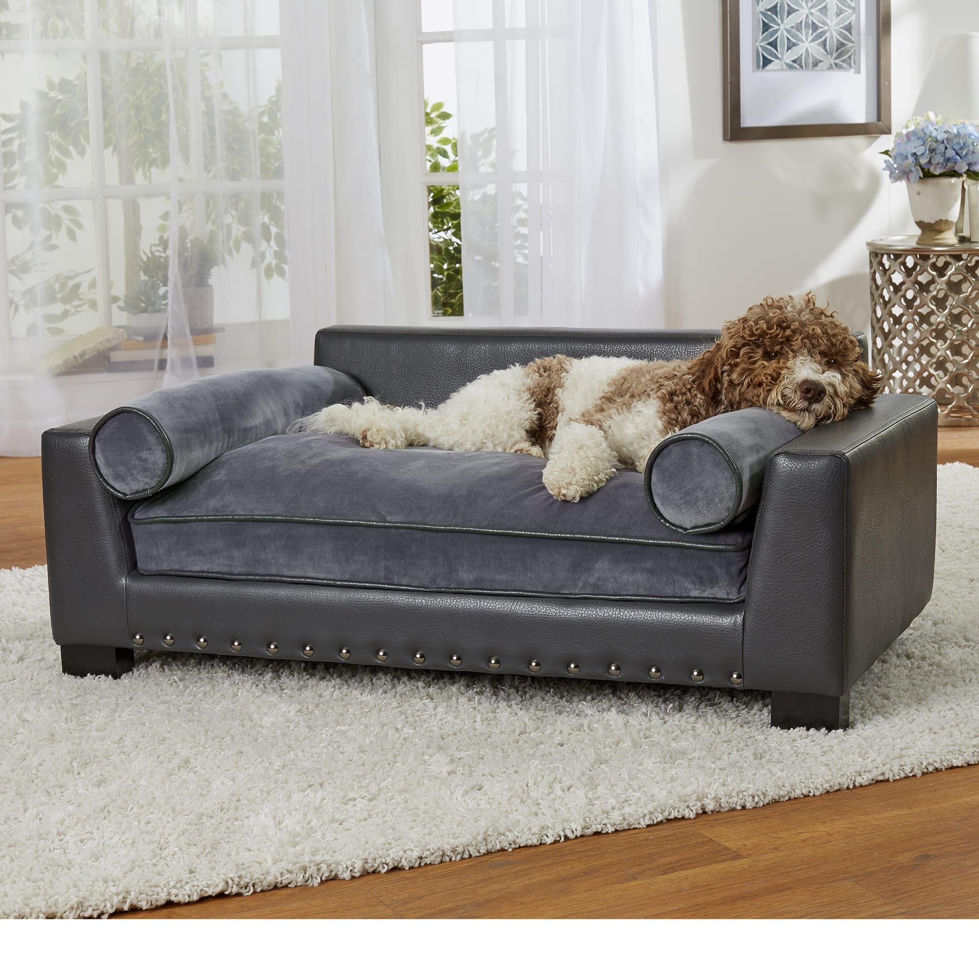 Enchanted Home Pet Skylar Dark Grey Sofa for Dog， 42