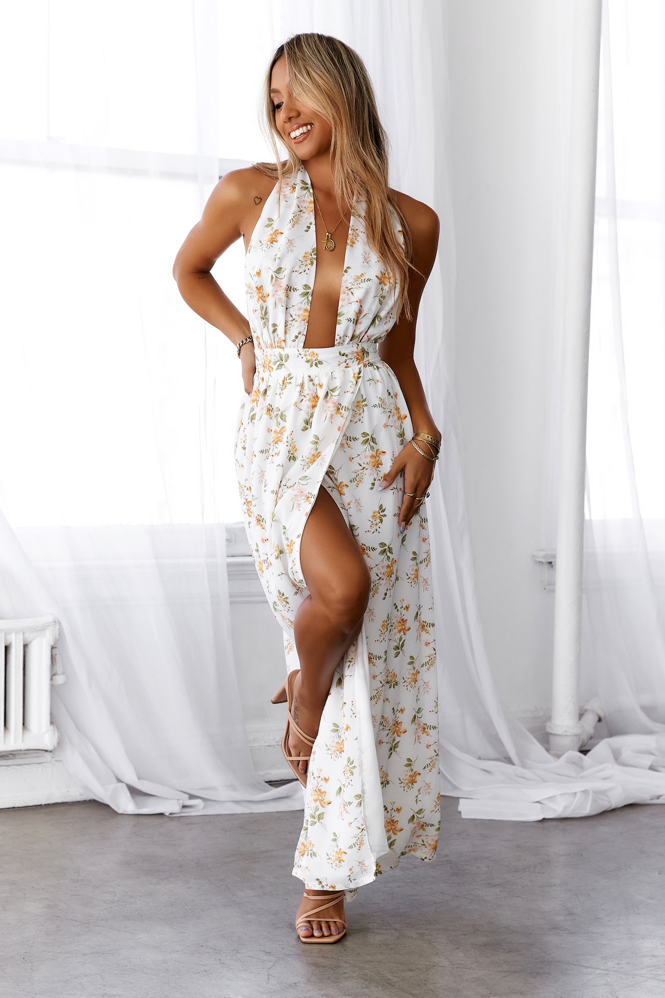 HELLO MOLLY Dedicated Song Maxi Dress Floral