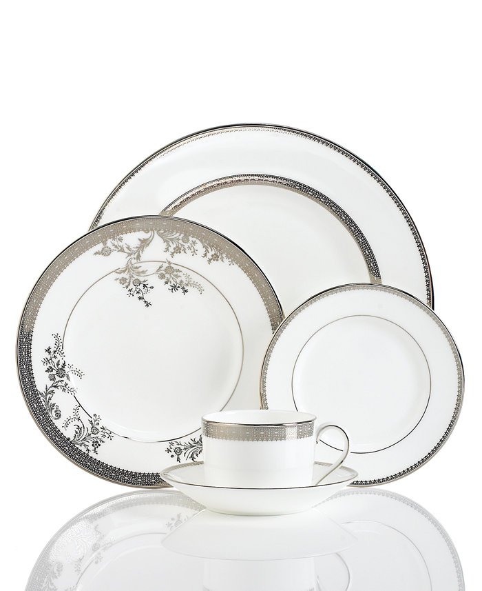 Vera Wang Wedgwood Dinnerware Lace 5 Piece Place Setting