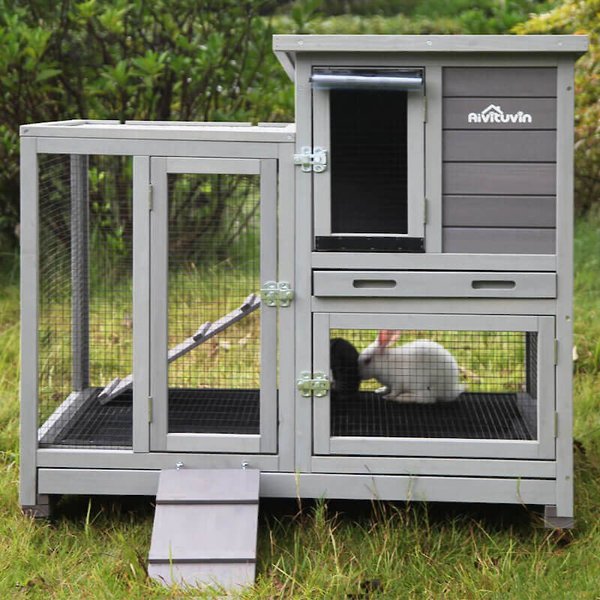 Aivituvin 36.4-in Indoor and Outdoor Wheeled Rabbit Hutch