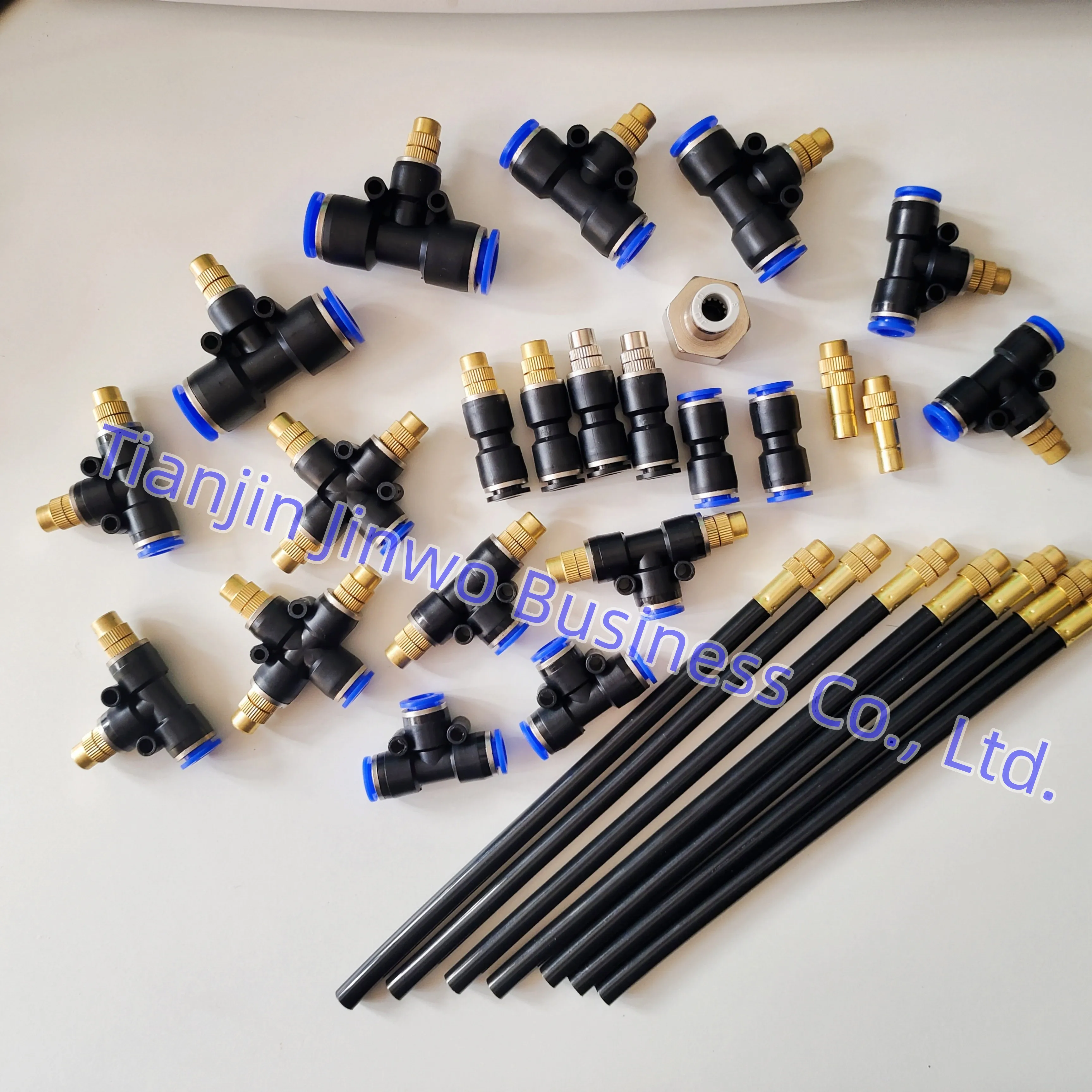 Garden watering irrigation set combination automatic watering atomization system nozzle adjustable arbitrary bending