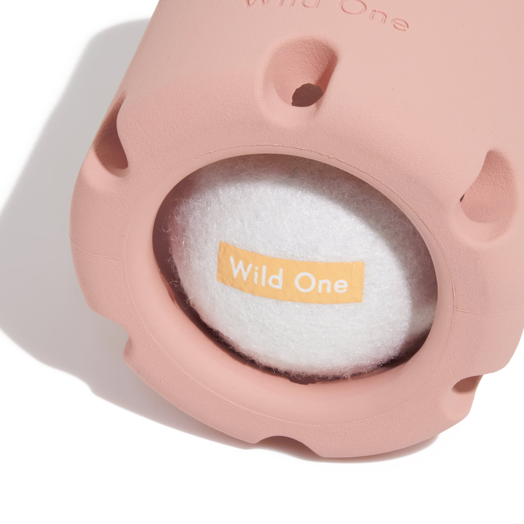 Wild One Blush Tennis Tumble Dog Toy， Medium