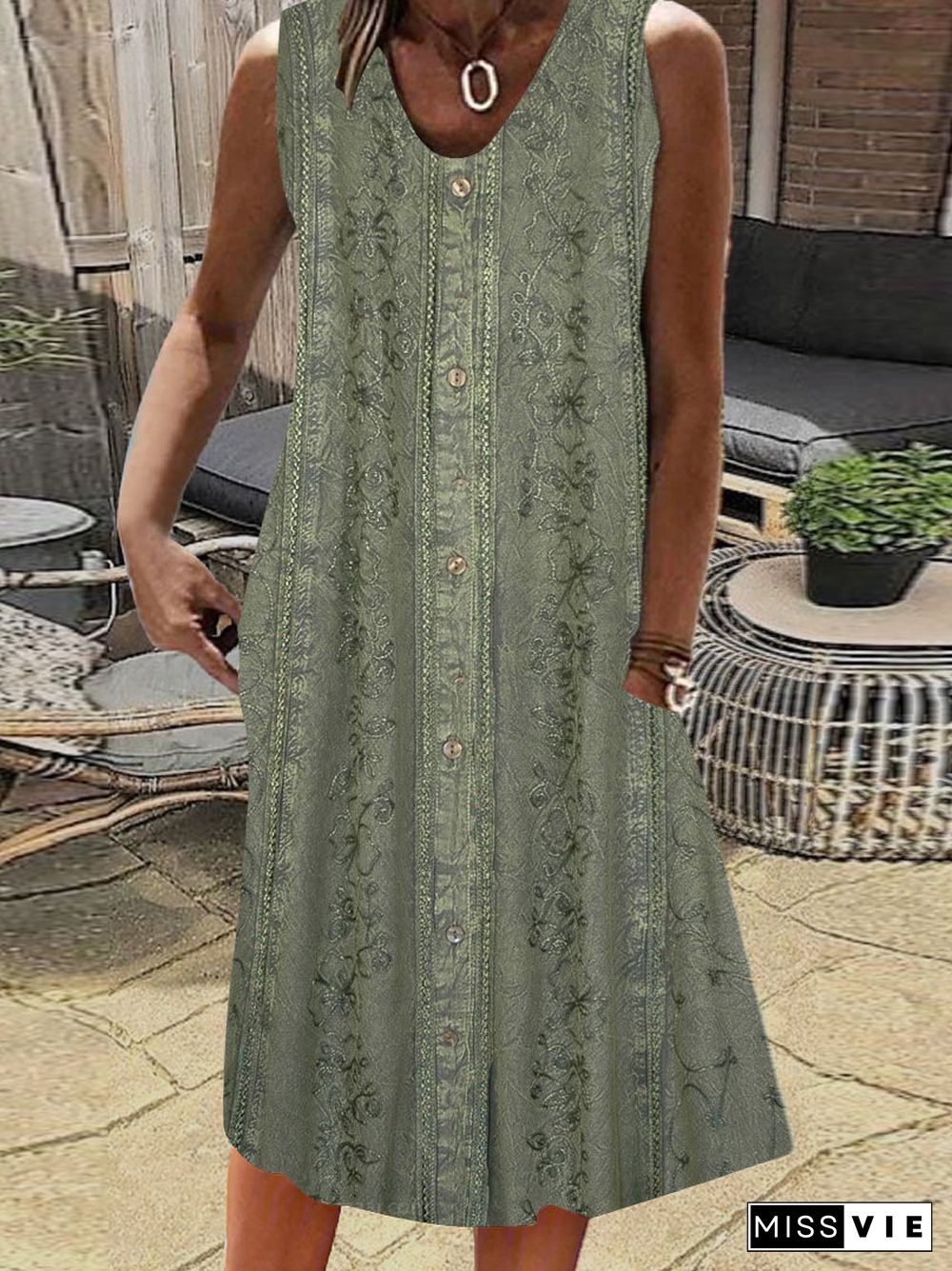 Women's Green V-Neck Sleeveless Floral Printed Midi Dress