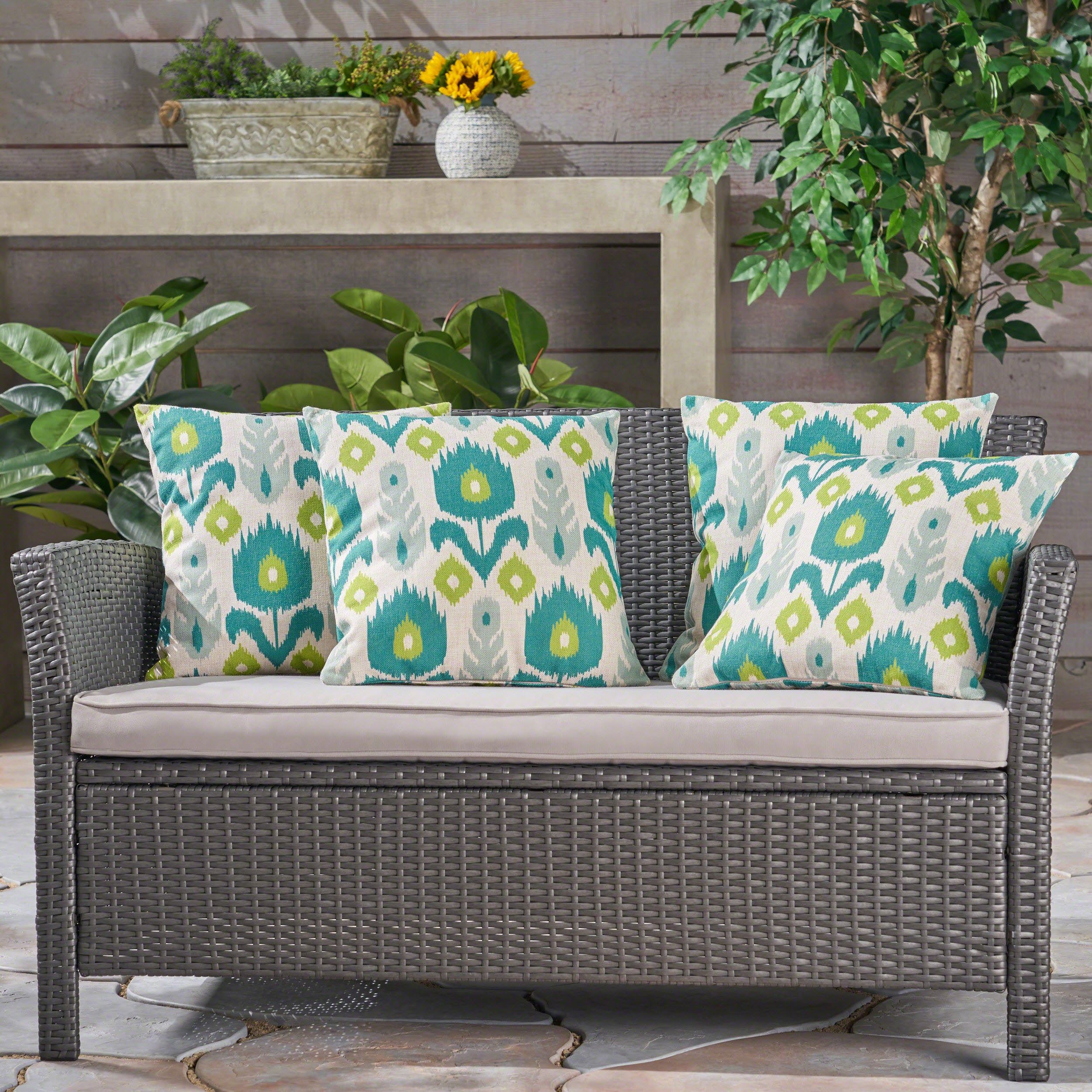 Diego Outdoor 18-inch Water Resistant Square Pillows (Set of 2)