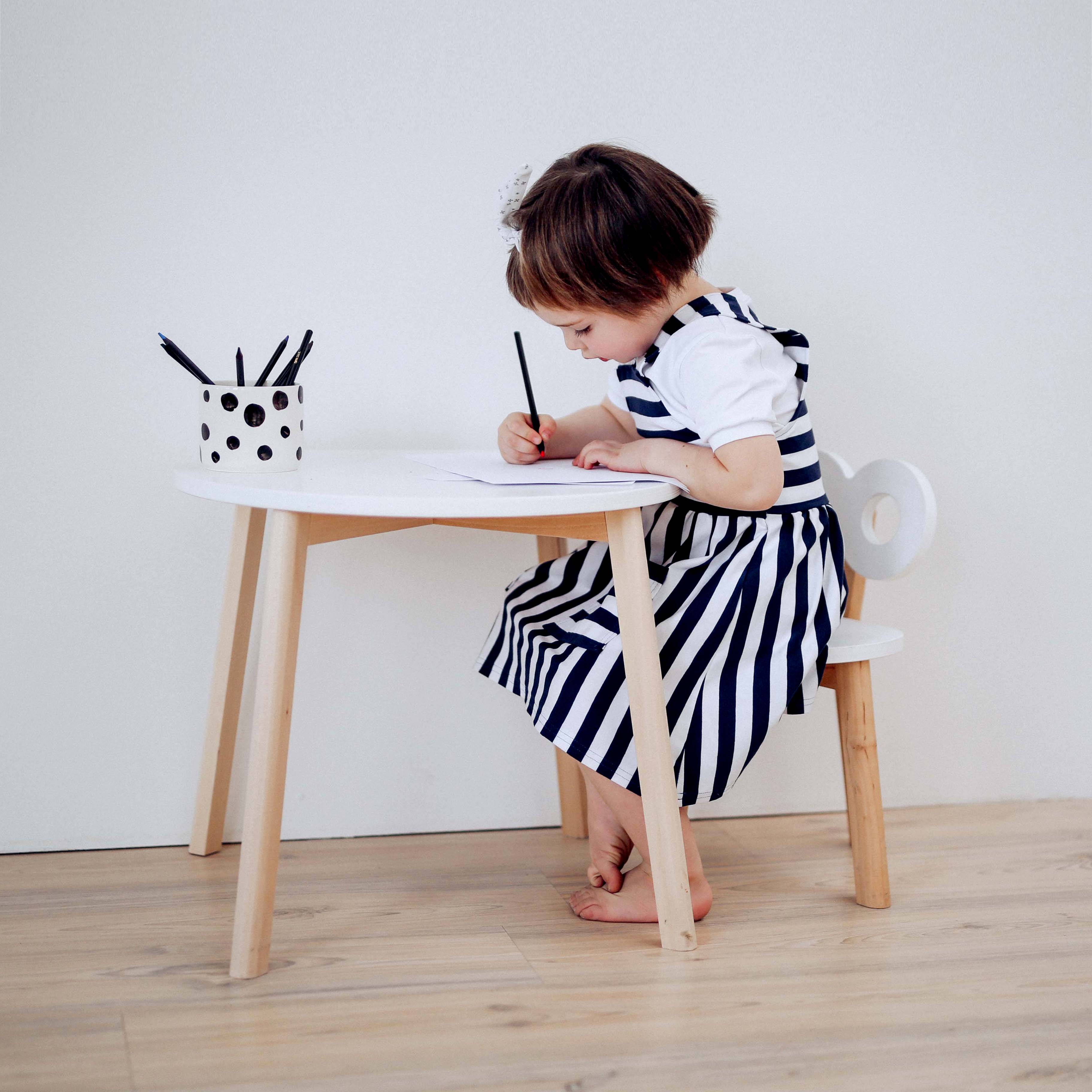 Half Moon Table in White