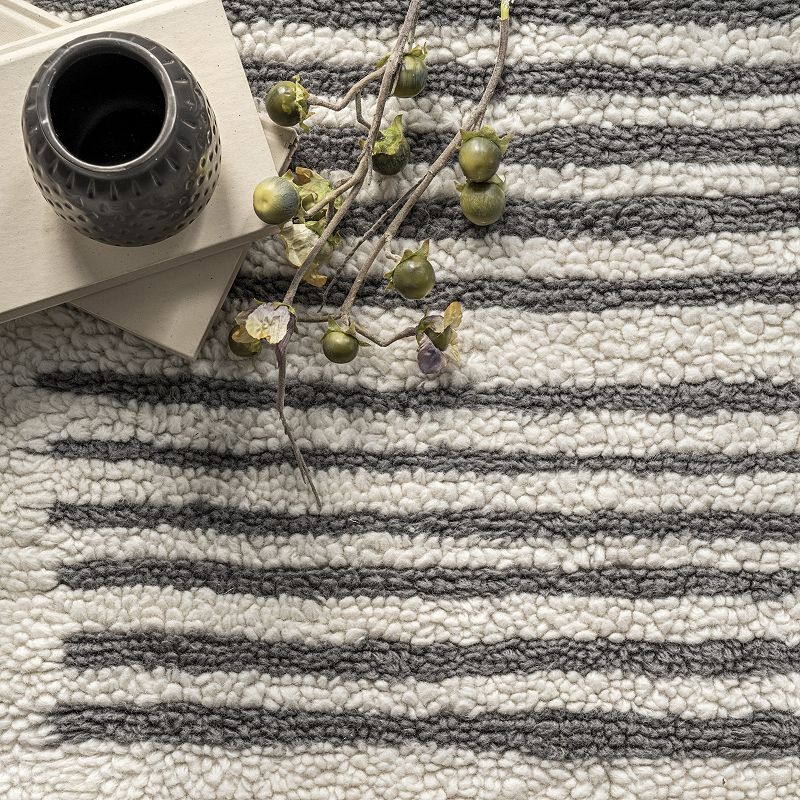 nuLoom Tayshia Machine Washable Wool Modern Striped Area Rug