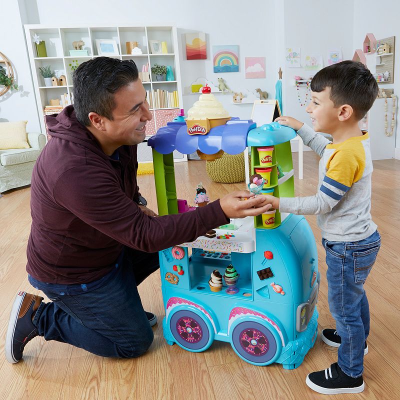 Play-Doh Kitchen Creations Ultimate Ice Cream Truck Playset