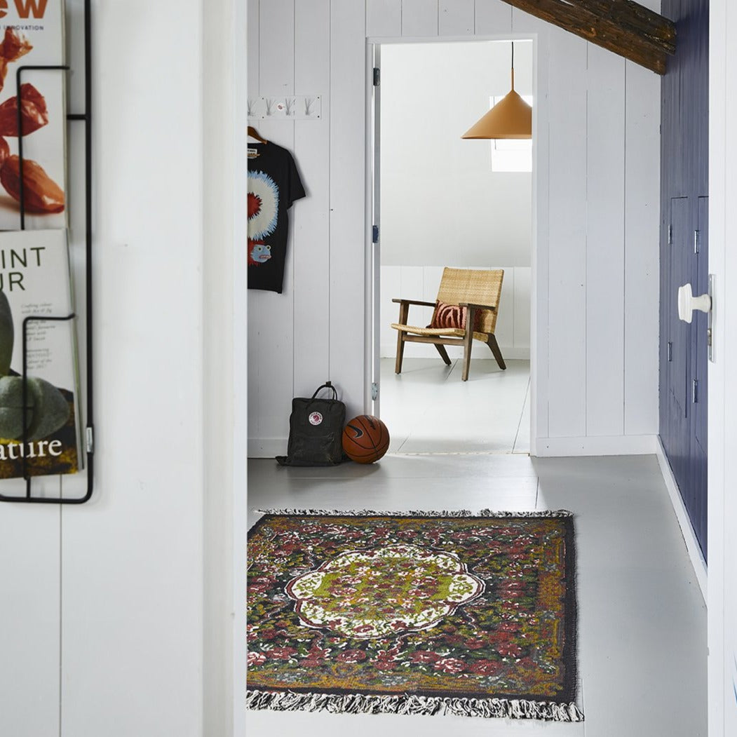 Printed rose kelim rug