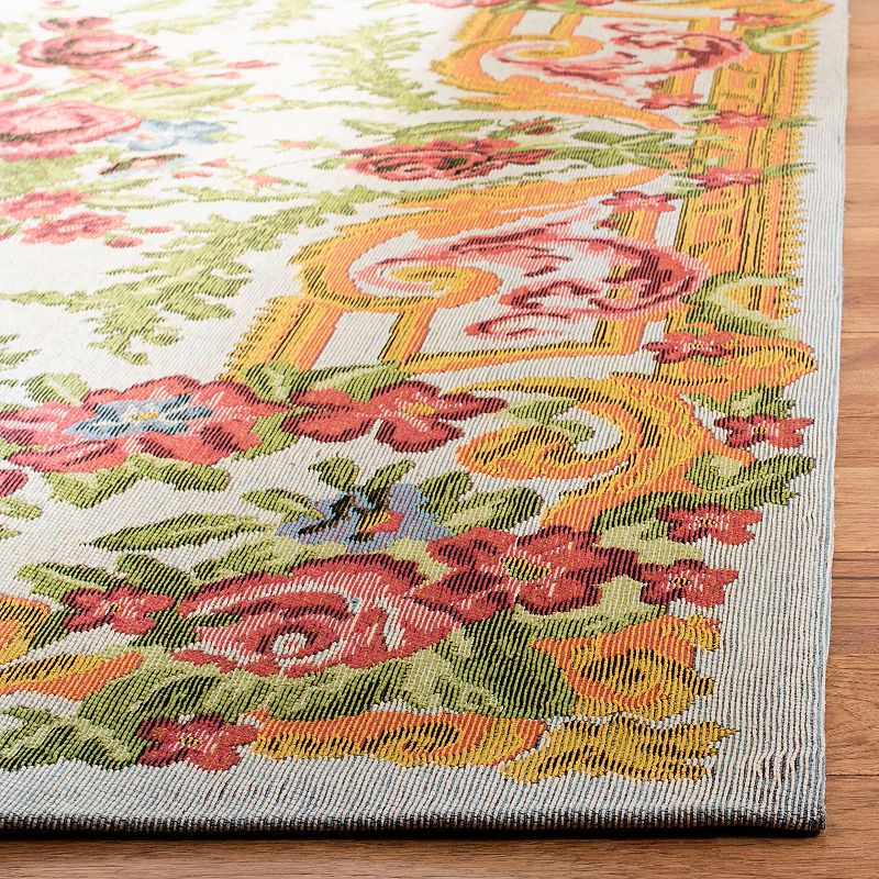 Safavieh Classic Vintage Victoria Rug